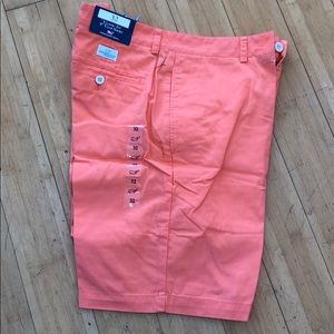 Vineyard Vines shorts